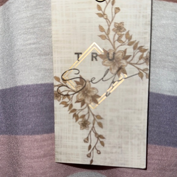 Blue‎ and Orange Relaxed Boxy T-Shirt - Picture 4 of 6